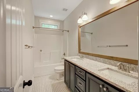 Bath - 105 Laurel Forest Dr, Tyrone, GA 30290 photo 1 of 6