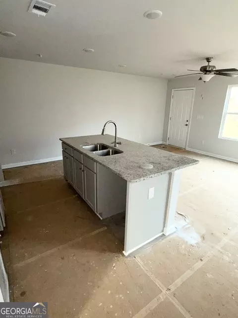 Kitchen - 11610 E Lovejoy Rd, Hampton, GA 30228 photo 1 of 1