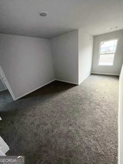 Bedroom - 11610 E Lovejoy Rd, Hampton, GA 30228 photo 3 of 4
