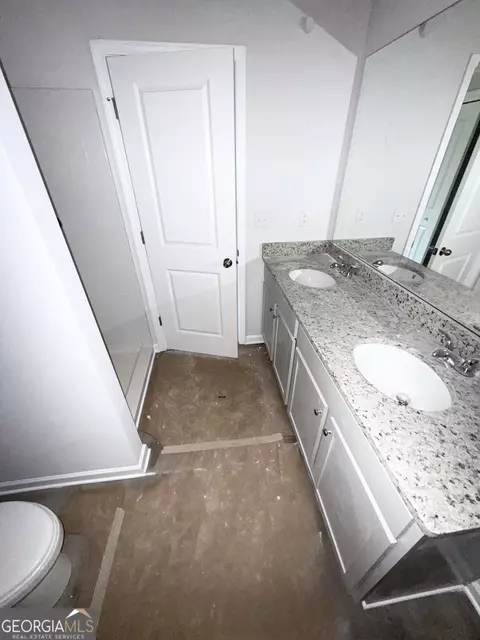 Bath - 11610 E Lovejoy Rd, Hampton, GA 30228 photo 3 of 5