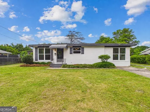 118 Meadowcliff Cir, Warner Robins, GA 31093