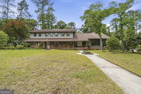 105 Fox Glen Dr, Warner Robins, GA 31088