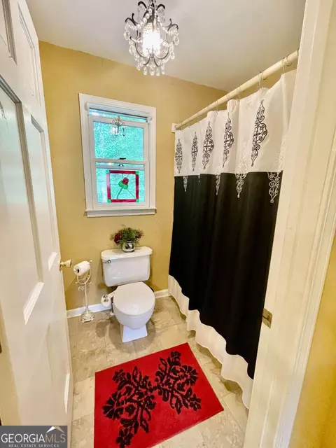 409 Pine Lake Dr, Cumming, GA 30040
