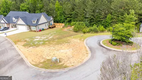 430 Leamington Ln, Macon, GA 31220