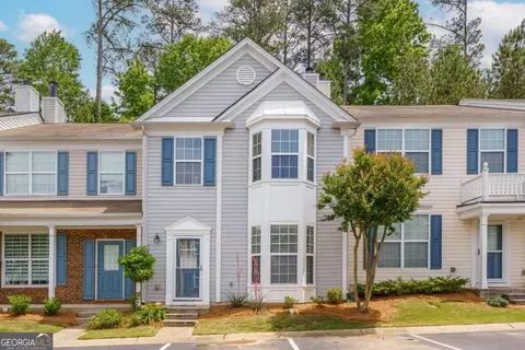 960 Prestwyck Ct, Alpharetta, GA 30004