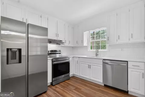 Kitchen - 660 Bartley Rd, Lagrange, GA 30241 photo 1 of 1