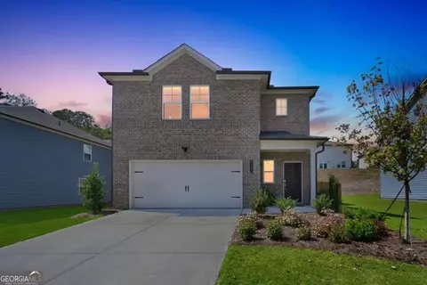 8308 Hunters Grove Rd, Union City, GA 30291