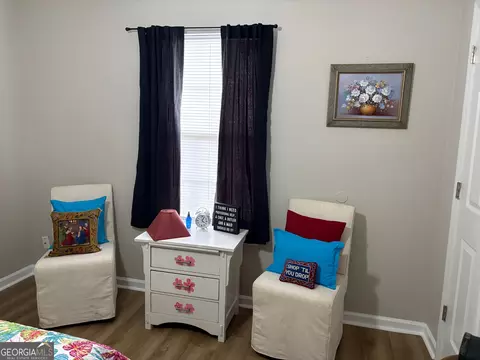 Bedroom - 6663 Pine Ridge Cir, Blackshear, GA 31516 photo 5 of 13