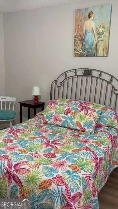 Bedroom - 6663 Pine Ridge Cir, Blackshear, GA 31516 photo 6 of 13