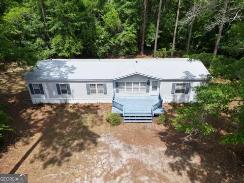 102 Palmer Rd NE, Ludowici, GA 31316