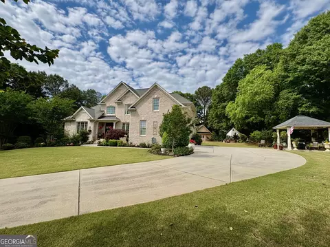 Exterior - 1994 Bennett Rd, Grayson, GA 30017 photo 3 of 14