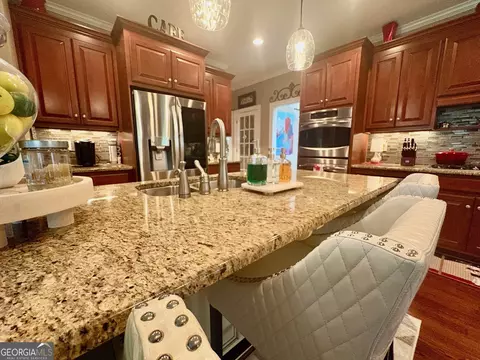 Kitchen - 1994 Bennett Rd, Grayson, GA 30017 photo 4 of 8