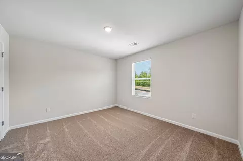Bedroom - 140 Post Oak Dr, Jackson, GA 30233 photo 5 of 6