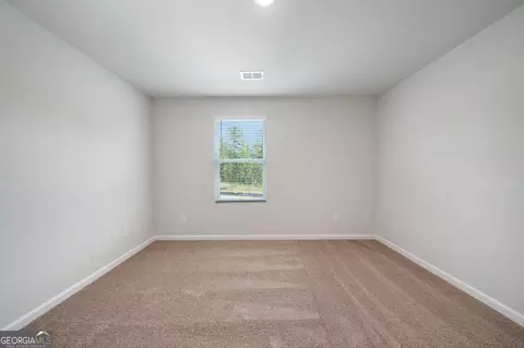 Bedroom - 140 Post Oak Dr, Jackson, GA 30233 photo 6 of 6