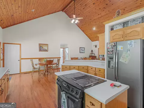 Kitchen - 191 151 Batten Dr, Thomaston, GA 30286 photo 7 of 8