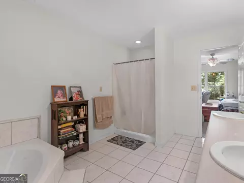 Bath - 191 151 Batten Dr, Thomaston, GA 30286 photo 3 of 3