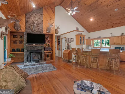 Living - 191 151 Batten Dr, Thomaston, GA 30286 photo 2 of 3