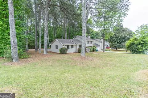 602 Brighton Dr, Lawrenceville, GA 30043