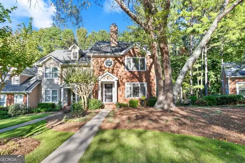 734 Olde Towne Ln, Marietta, GA 30068