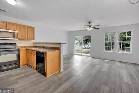 Living - 127 Heritage Way, Jackson, GA 30233 photo 1 of 5