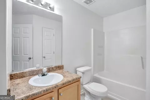 Bath - 127 Heritage Way, Jackson, GA 30233 photo 4 of 4