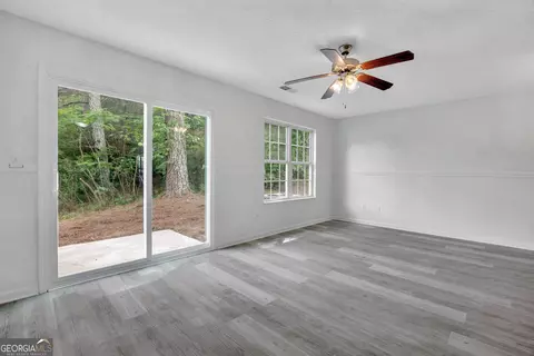 Living - 127 Heritage Way, Jackson, GA 30233 photo 5 of 5