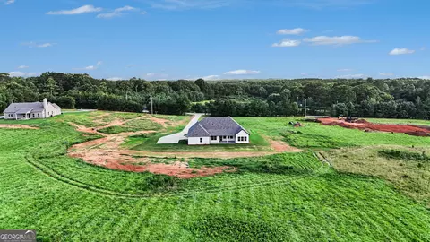 View/Area - 355 Merrybrook Rd, Williamson, GA 30292 photo 2 of 9