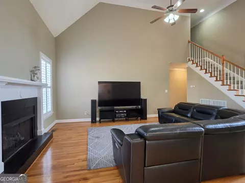 Living - 3707 Pavilion Dr, Martinez, GA 30907 photo 2 of 2