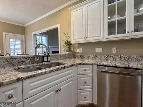 Kitchen - 3707 Pavilion Dr, Martinez, GA 30907 photo 4 of 5