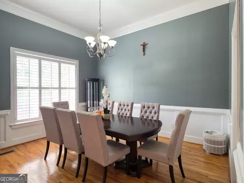 Dining - 3707 Pavilion Dr, Martinez, GA 30907 photo 2 of 3