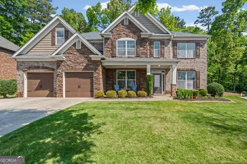 8815 Ellesmere Dr, Cumming, GA 30041