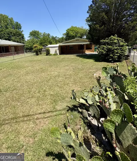 Exterior - 5921 John St, Austell, GA 30106 photo 4 of 11