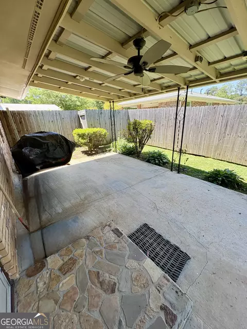 Exterior - 5921 John St, Austell, GA 30106 photo 6 of 11