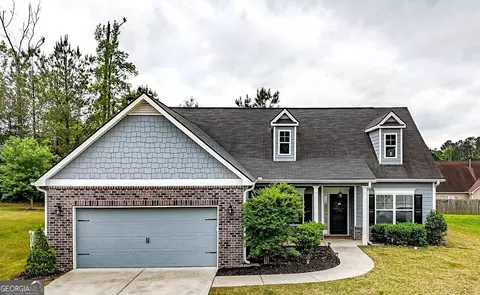 12 Winchester Ave, Adairsville, GA 30103