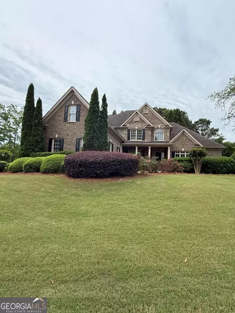 2401 Floral Valley Dr, Dacula, GA 30019
