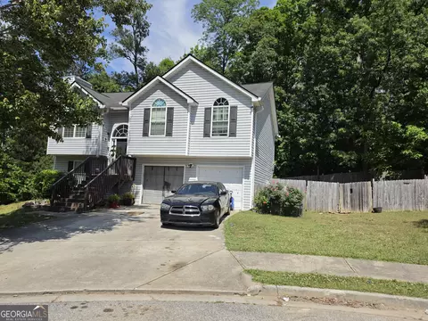 2840 Two Lake Cir, College Park, GA 30349