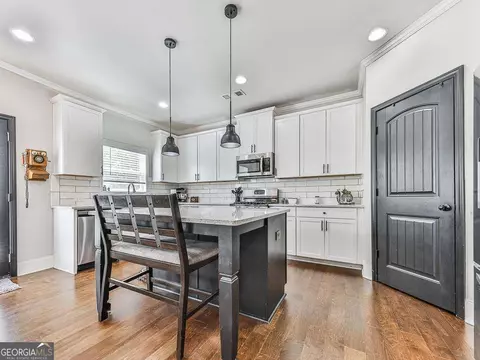 Kitchen - 604 Little Bear Loop, Canton, GA 30114 photo 3 of 5