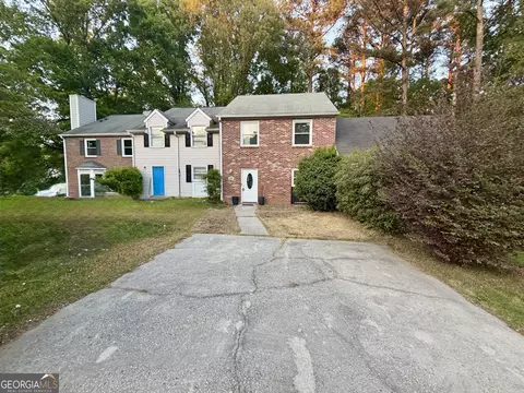 397 Patrick Henry Ct, Riverdale, GA 30274
