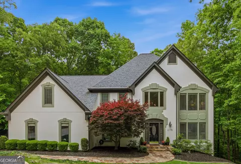 2175 River Cliff Dr, Roswell, GA 30076