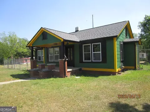 134 Spring St, Wrightsville, GA 31096