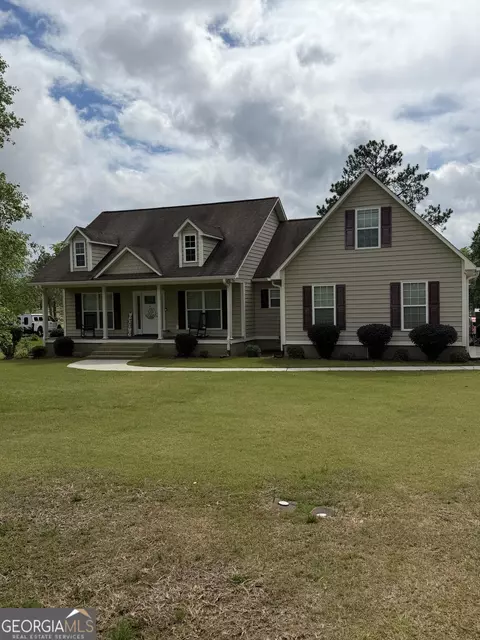 34 Surrey Cir, Tifton, GA 31793