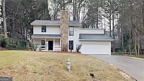 1386 Williamsburg Ln, Norcross, GA 30093