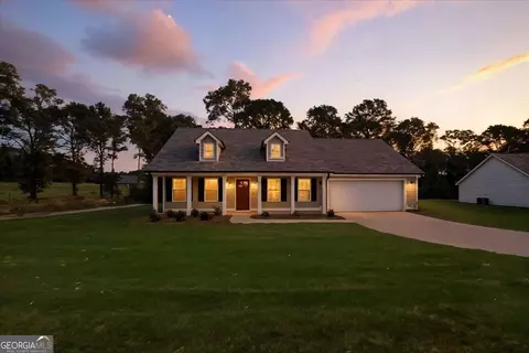 546 Rachel Ln, Hartwell, GA 30643