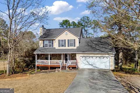 5111 Meridian Lake Dr, Monroe, GA 30655