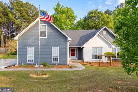Exterior - 1413 Armende Cir, Dacula, GA 30019 photo 2 of 11
