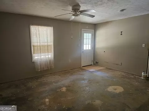 Living - 35 Stone Creek Dr, Covington, GA 30016 photo 2 of 2