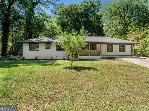 5572 Andrew Dr, Mableton, GA 30126