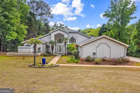 100 Catie Cir, Stockbridge, GA 30281