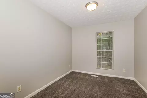 Bedroom - 11418 Ashefield Ln, Hampton, GA 30228 photo 4 of 5