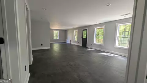 Living - 3355 E Gate Dr, Cumming, GA 30041 photo 3 of 3